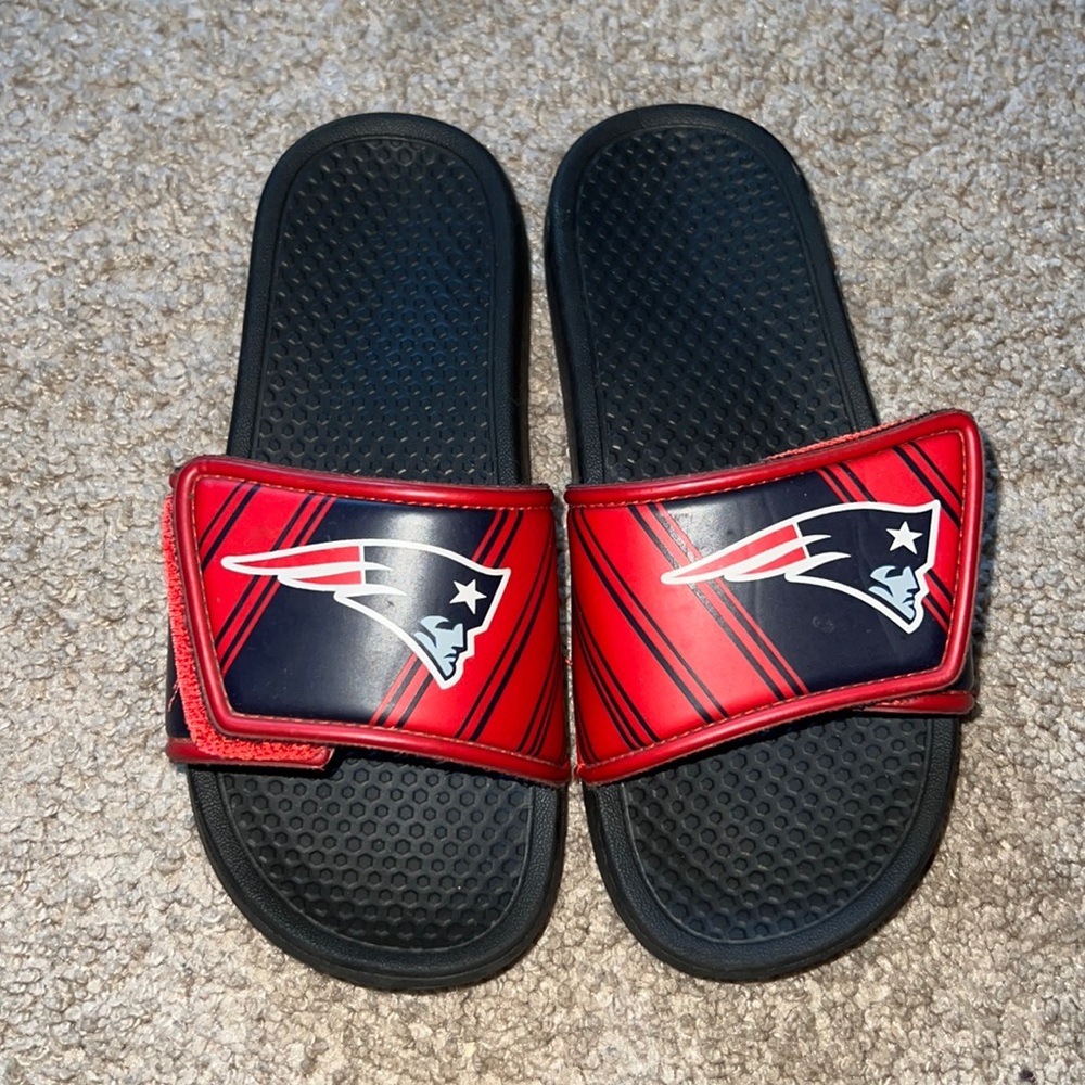 New England Patriots Kids Sandals Size M (13 -1)
